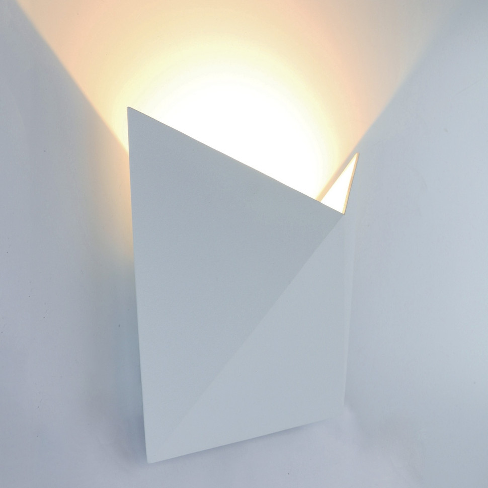 A1609AP-1WH Настенный светодиодный светильник Arte Lamp Busta, цвет белый - фото 1