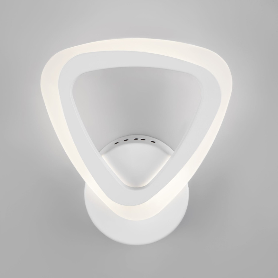 Настенный светодиодный светильник Eurosvet Friori 90216/1 белый (a052234) 90216/1 белый - фото 2