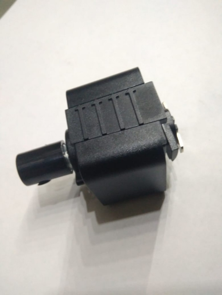 Коннектор питания для однофазного шинопровода Track Accessories Arte Lamp A240006, цвет черный - фото 3