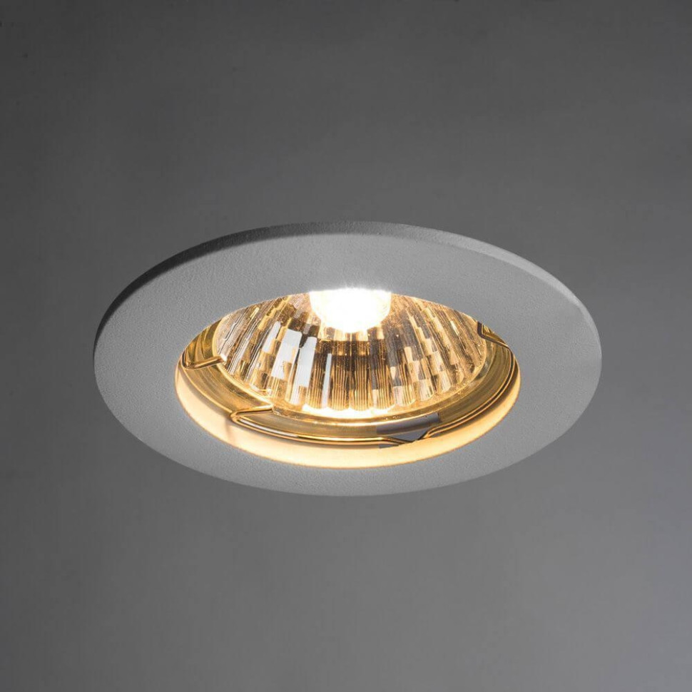 Встраиваемый светильник Arte Lamp Basic A2103PL-1WH светильник настенный amber lamp 8261b садовый черное серебро