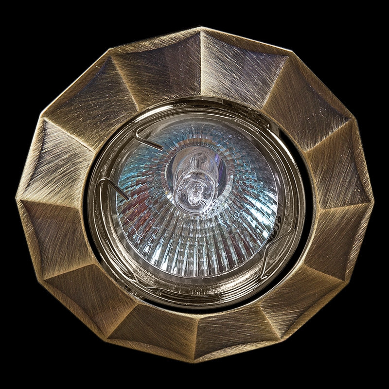 Встраиваемый светильник Reluce 05090-9.0-001AK (1383856), цвет античная бронза - фото 1