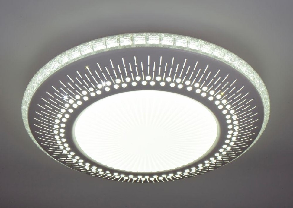 Потолочная светодиодная люстра с пультом  и диммером Escada 10213/1LED, цвет белый 10213/1LED - фото 2